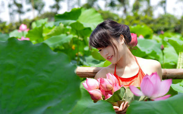 Jual Poster Women Asian APC379